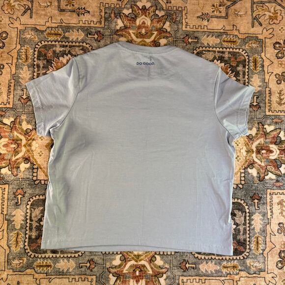 Cotopaxi Graphic Logo T-shirt Women's Cropped Outdoor Hiking Top Size Small - Picture 2 of 11